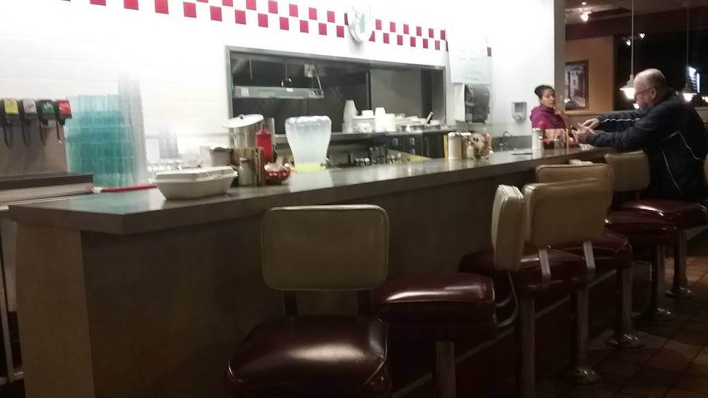 Broadway Coney Island | restaurant | 2469 Washtenaw Rd, Ypsilanti, MI 48197, USA | 7344348333 OR +1 734-434-8333