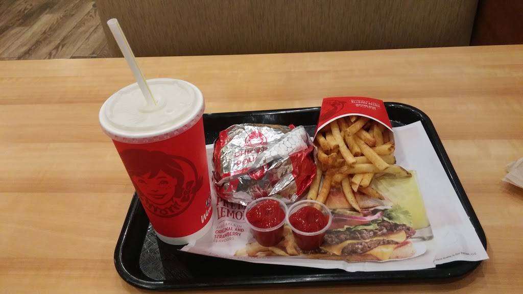 Wendys | restaurant | 323 King St W, Oshawa, ON L1J 2J8, Canada | 9054380001 OR +1 905-438-0001