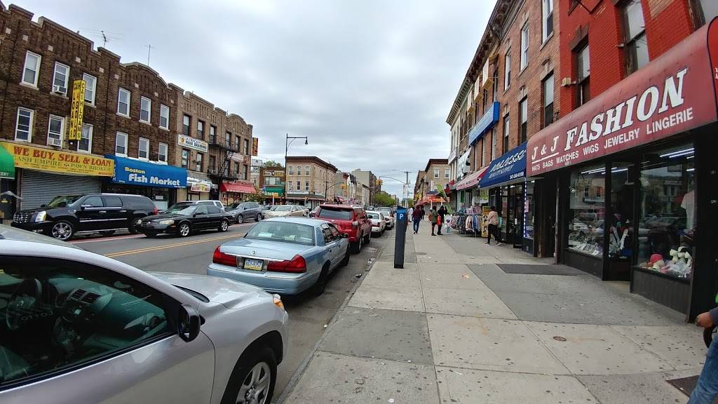 Exquisite Supreme | restaurant | 2905 Glenwood Rd, Brooklyn, NY 11210, USA | 3475336453 OR +1 347-533-6453