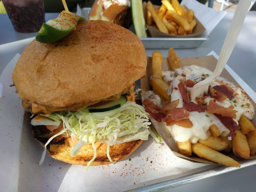 Slapfish | restaurant | 3405 E Imperial Hwy, Brea, CA 92823, USA | 6574442291 OR +1 657-444-2291