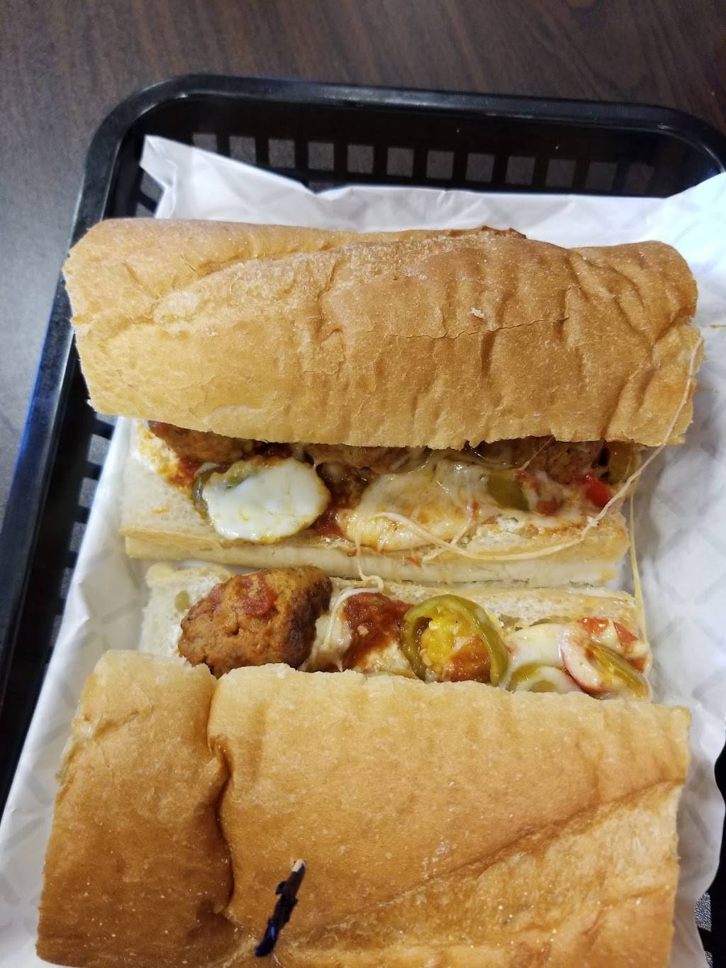 Sub Crazy | restaurant | 5 Mill St, Meredith, NH 03253, USA | 6036777827 OR +1 603-677-7827