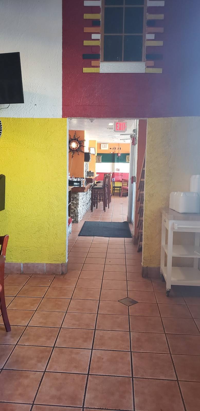 El Patron Mexican Restaurant & Cantina | restaurant | 6350 Douglas Ave, Urbandale, IA 50322, USA | 5152529987 OR +1 515-252-9987