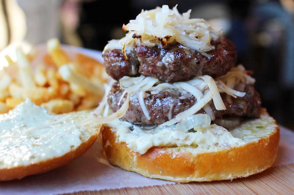 Snowdonia | restaurant | 34-55 32nd St, Astoria, NY 11106, USA | 3477305783 OR +1 347-730-5783