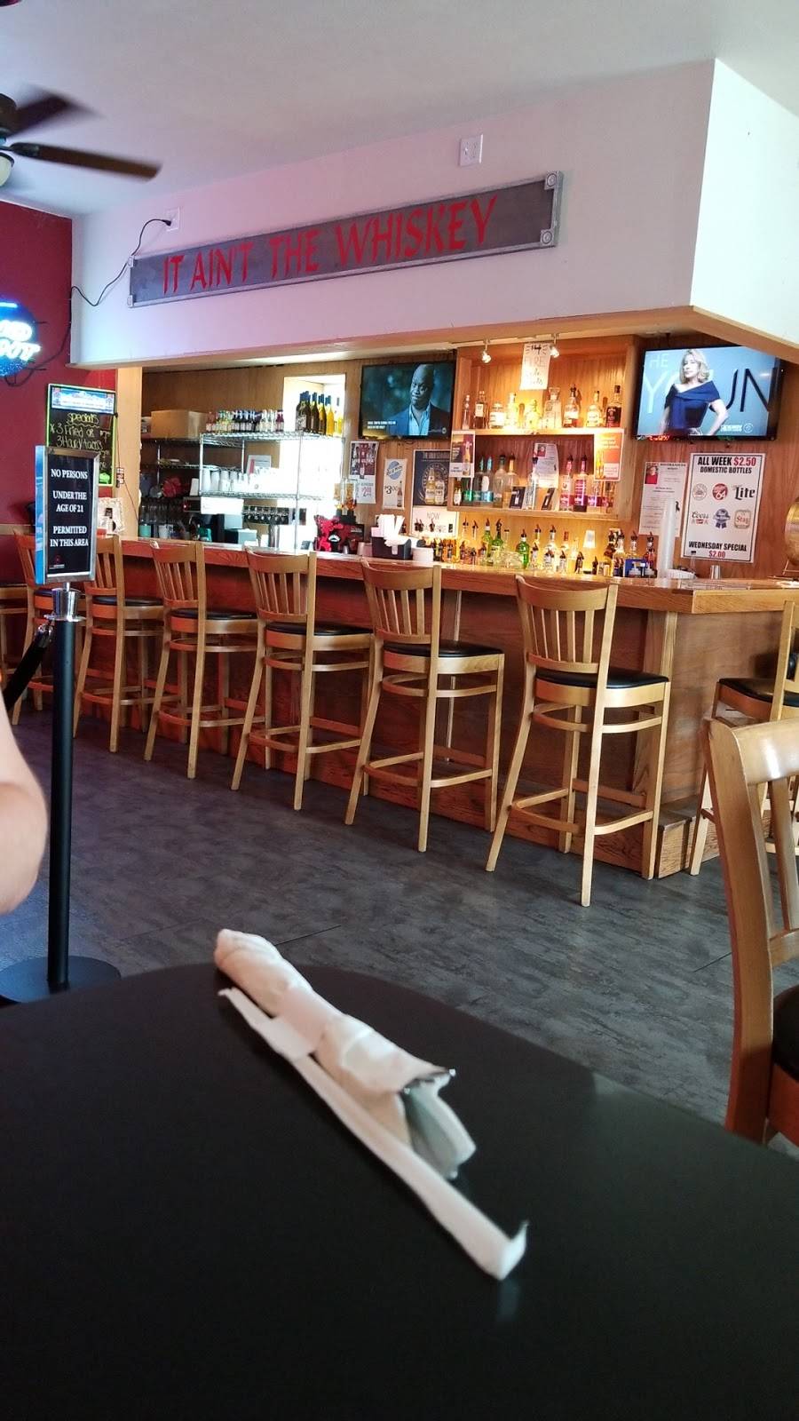 Sage House | restaurant | E Warren St, Bunker Hill, IL 62014, USA | 6185854545 OR +1 618-585-4545