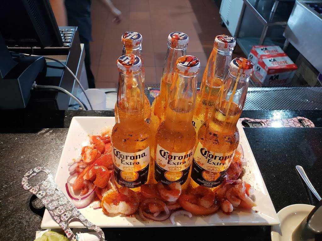 El Botanero Bar | restaurant | 3049 W Northwest Hwy, Dallas, TX 75220, USA | 4693990082 OR +1 469-399-0082