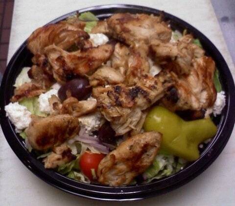 Marias Pizzeria | restaurant | 932 Salem St, Malden, MA 02148, USA | 7813249646 OR +1 781-324-9646