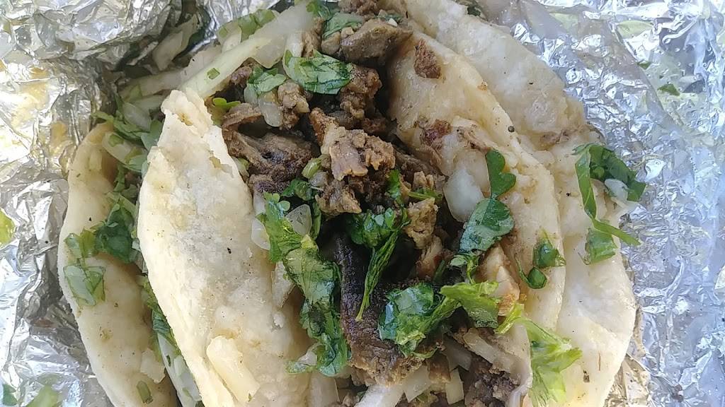Marias Tacos | restaurant | 2407 Valley Blvd # A4, Pomona, CA 91768, USA | 9095987051 OR +1 909-598-7051