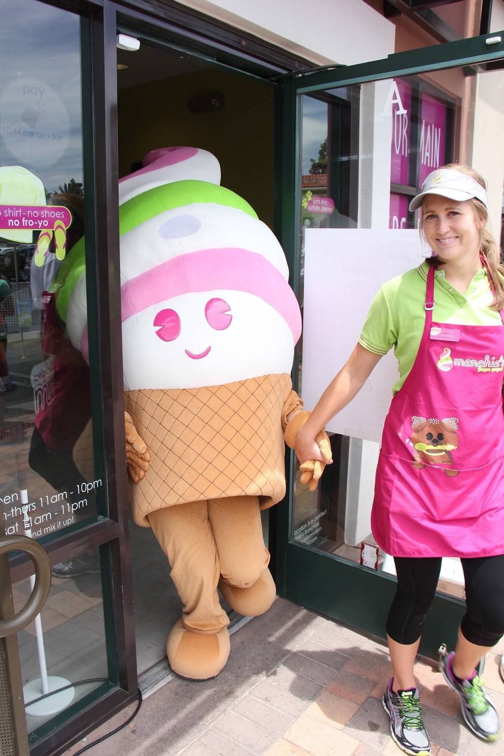 Menchies Frozen Yogurt | bakery | 30211 Golden Lantern Ste A, Laguna Niguel, CA 92677, USA | 9494417505 OR +1 949-441-7505