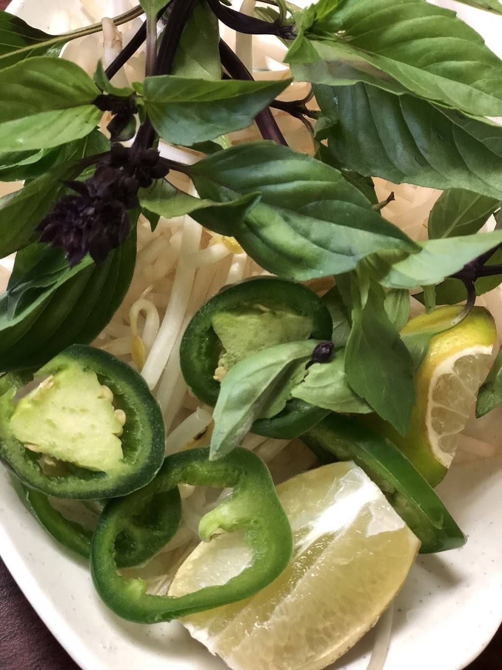 Pho Ngon | restaurant | 2055 E Highland Ave, San Bernardino, CA 92404, USA | 9098644931 OR +1 909-864-4931