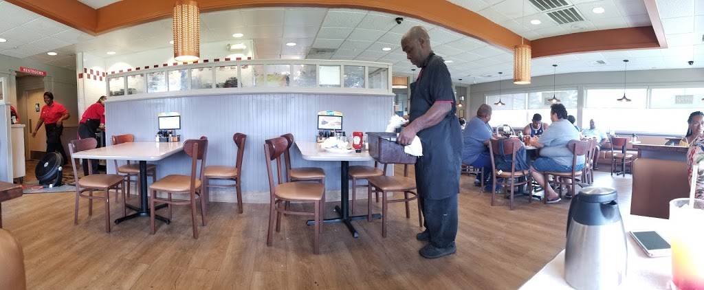 IHOP | restaurant | 3710 Riverdale Rd, Memphis, TN 38115, USA | 9017373902 OR +1 901-737-3902