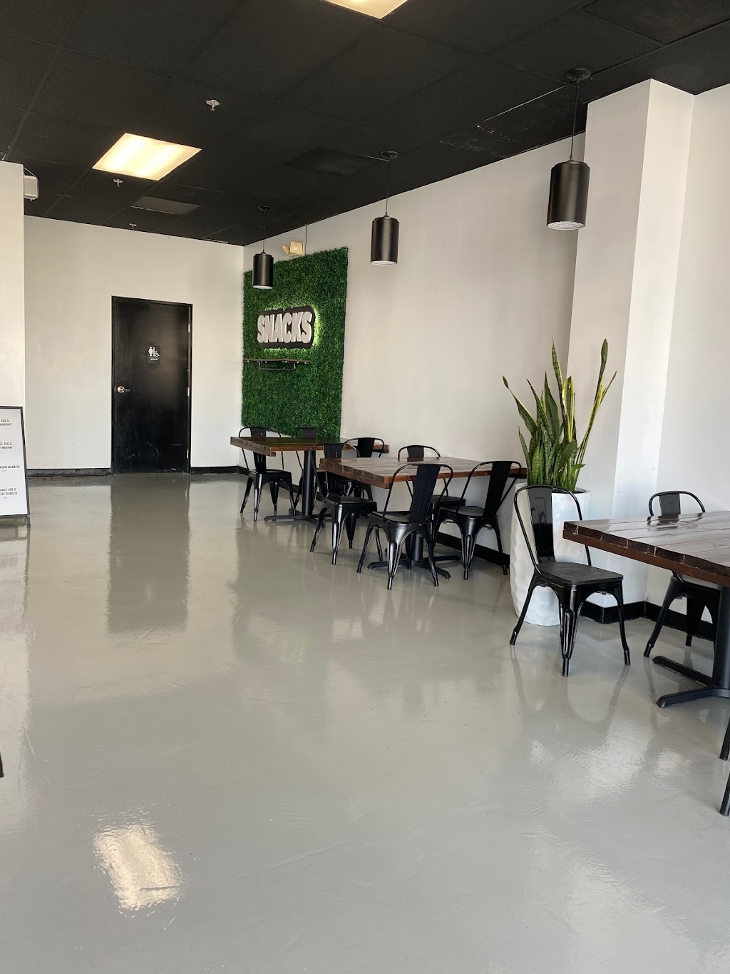 Snacks San Bernardino | meal takeaway | 985 S E St, San Bernardino, CA 92408, USA | 9098559042 OR +1 909-855-9042