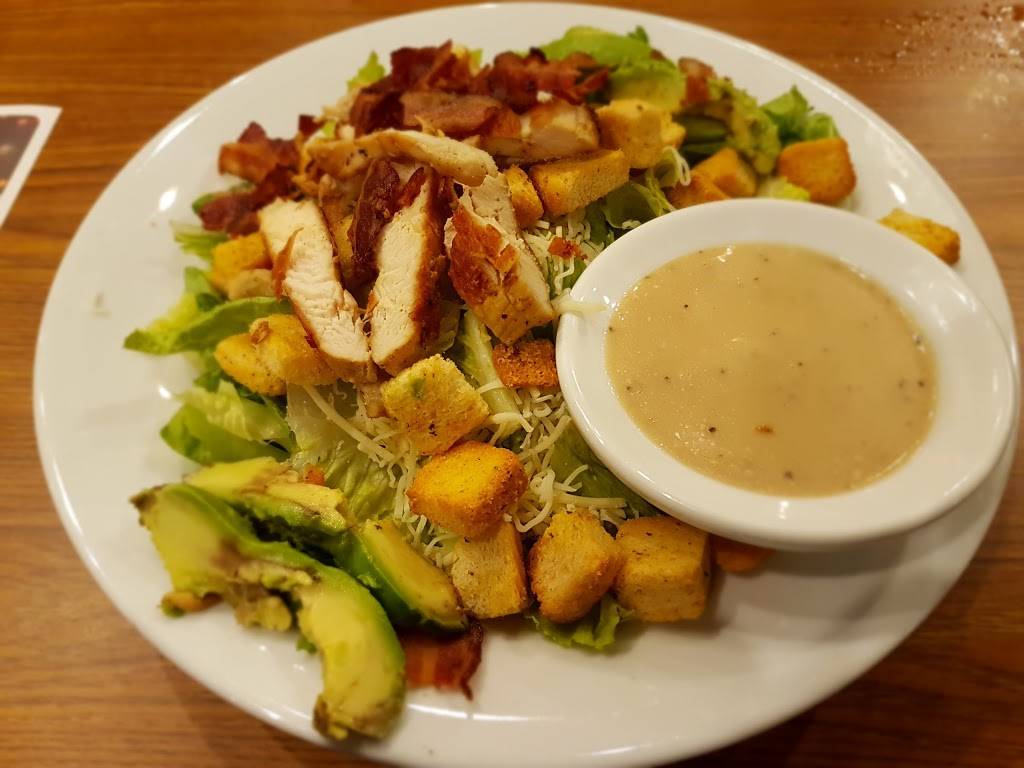 Dennys | restaurant | 100 N Kings Hwy, Fort Pierce, FL 34945, USA | 7724663609 OR +1 772-466-3609