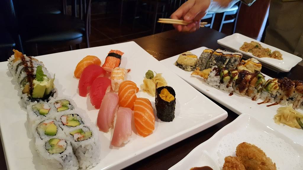 Im Sushi | restaurant | 258 Bellevue Ave, Newport, RI 02840, USA | 4018411633 OR +1 401-841-1633