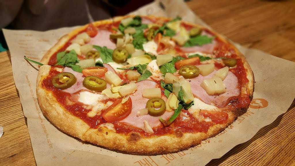 Blaze Pizza | meal takeaway | 2800 N Main St, Santa Ana, CA 92705, USA | 7144220601 OR +1 714-422-0601