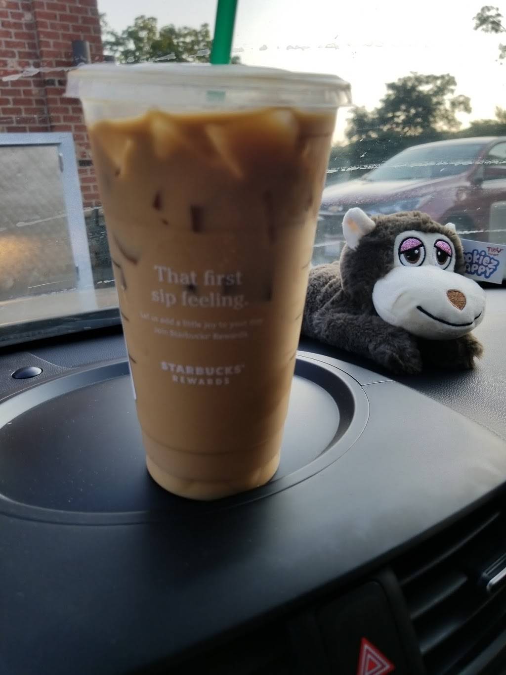 Starbucks | cafe | 6780 Ridge Rd, Parma, OH 44129, USA | 4408427465 OR +1 440-842-7465