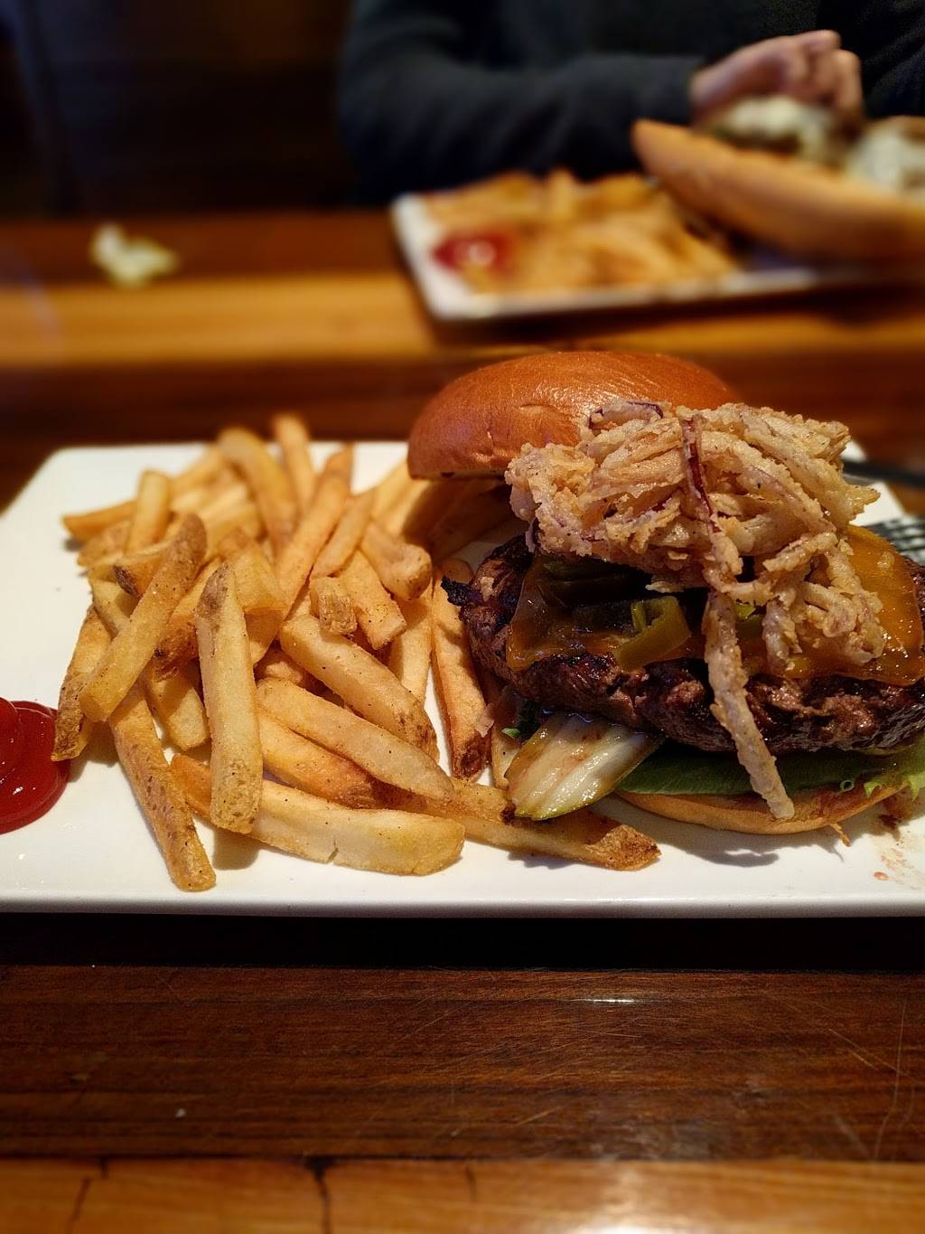 Millers Ale House - Philadelphia Langhorne | restaurant | 2250 Lincoln Hwy, Langhorne, PA 19047, USA | 2675720750 OR +1 267-572-0750