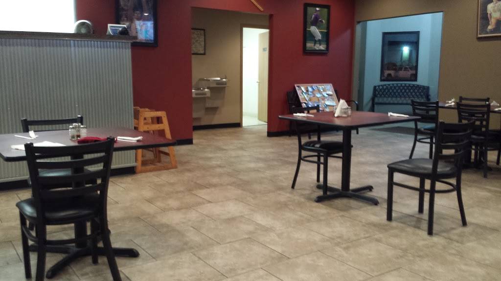 Mimmos Pizza Eldorado | restaurant | 607 4th St, Eldorado, IL 62930, USA | 6182734303 OR +1 618-273-4303