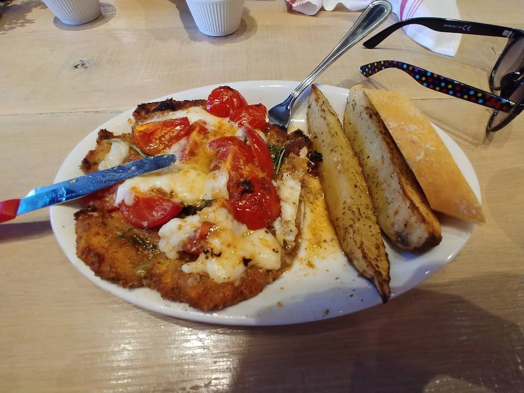 Gios Chicken Siciliana | restaurant | 900 Battery Ave SE, Atlanta, GA 30339, USA | 6788372446 OR +1 678-837-2446