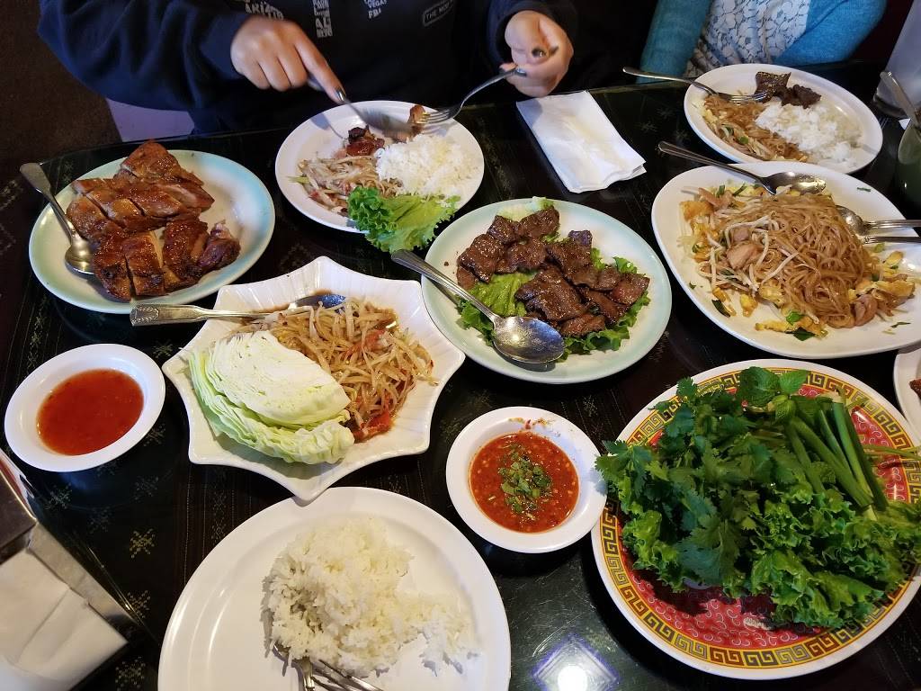 Viengthong Restaurant | restaurant | 2820 Martin Luther King Jr Way S, Seattle, WA 98144, USA | 2067253884 OR +1 206-725-3884