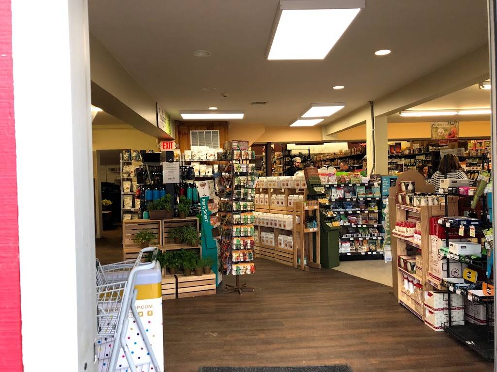 Green Life Market | restaurant | 238 Newton Sparta Rd, Newton, NJ 07860, USA | 9735123900 OR +1 973-512-3900