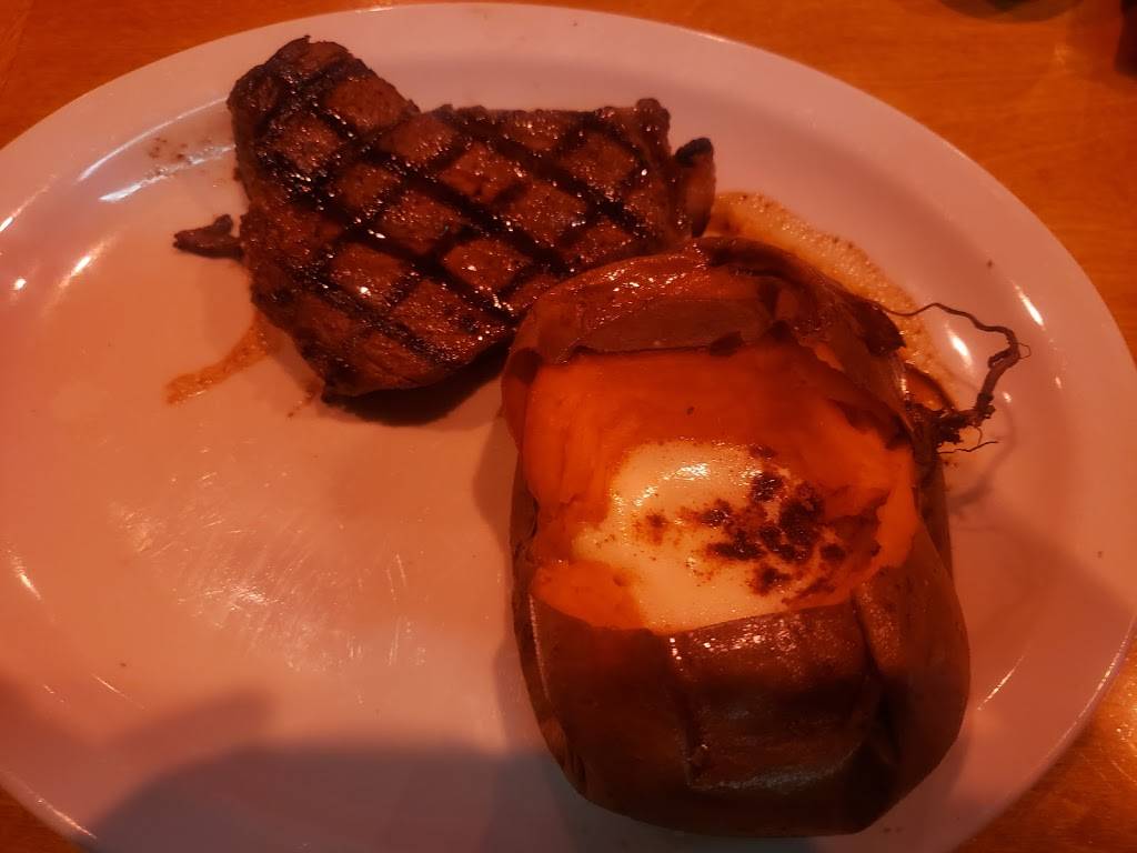 Texas Roadhouse | restaurant | 2691 David H McLeod Blvd, Florence, SC 29501, USA | 8435364507 OR +1 843-536-4507