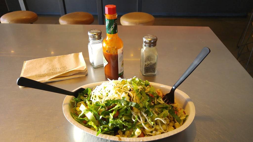 Chipotle Mexican Grill | restaurant | 6370 Camp Bowie Blvd Ste 140, Fort Worth, TX 76116, USA | 8178403904 OR +1 817-840-3904