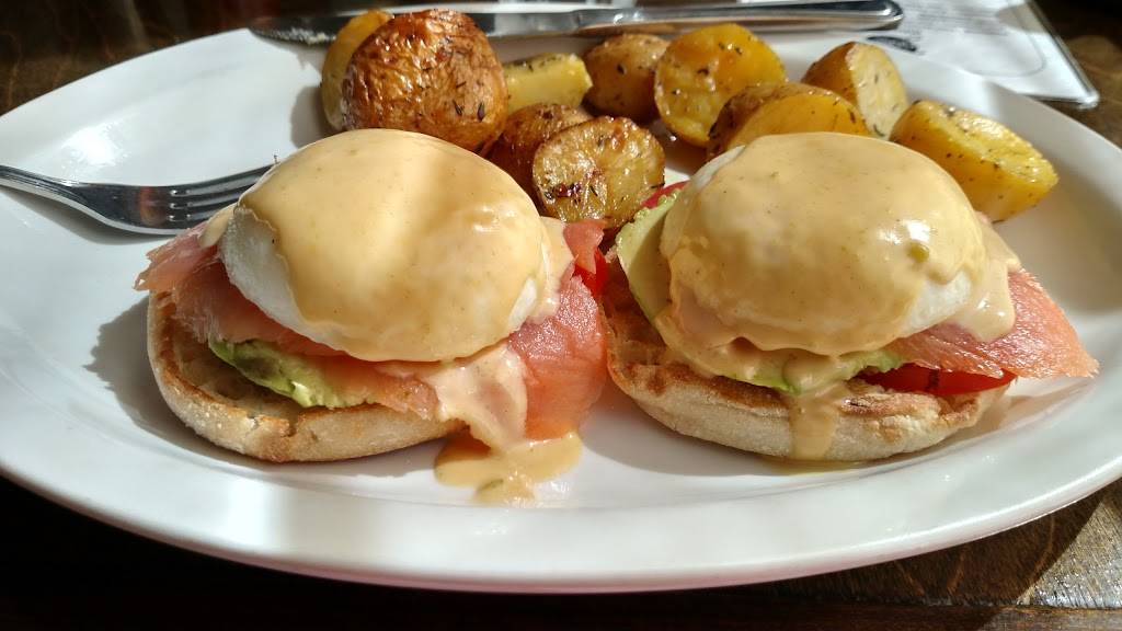 Nosh | restaurant | 22 N 3rd St, Geneva, IL 60134, USA | 6308451570 OR +1 630-845-1570