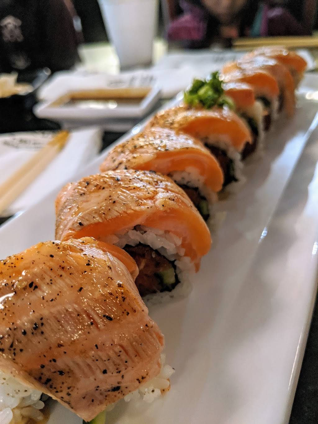 Sakura Sushi | restaurant | 30010 Temecula Pkwy #101, Temecula, CA 92592, USA | 9515873359 OR +1 951-587-3359