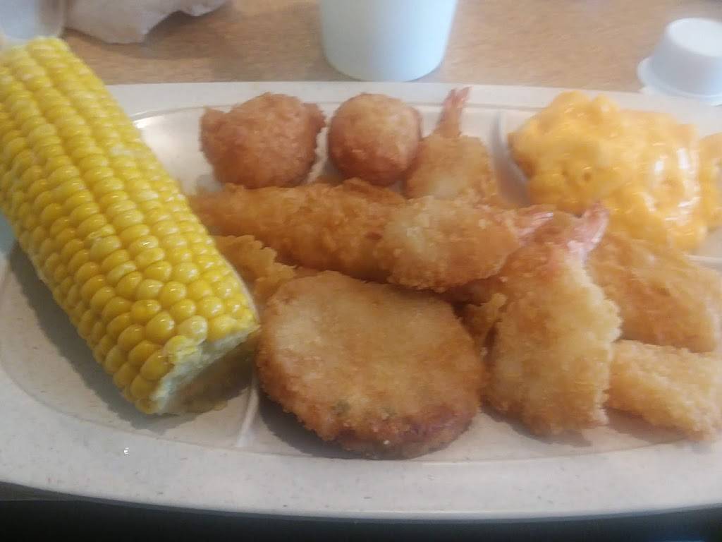 Captain Ds | restaurant | 6111 Goodman Rd, Olive Branch, MS 38654, USA | 6628905537 OR +1 662-890-5537