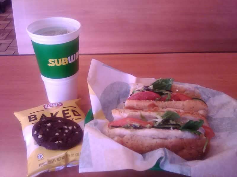 Subway Restaurants | restaurant | 4663 Pacific Ave B, Stockton, CA 95207, USA | 2094734744 OR +1 209-473-4744