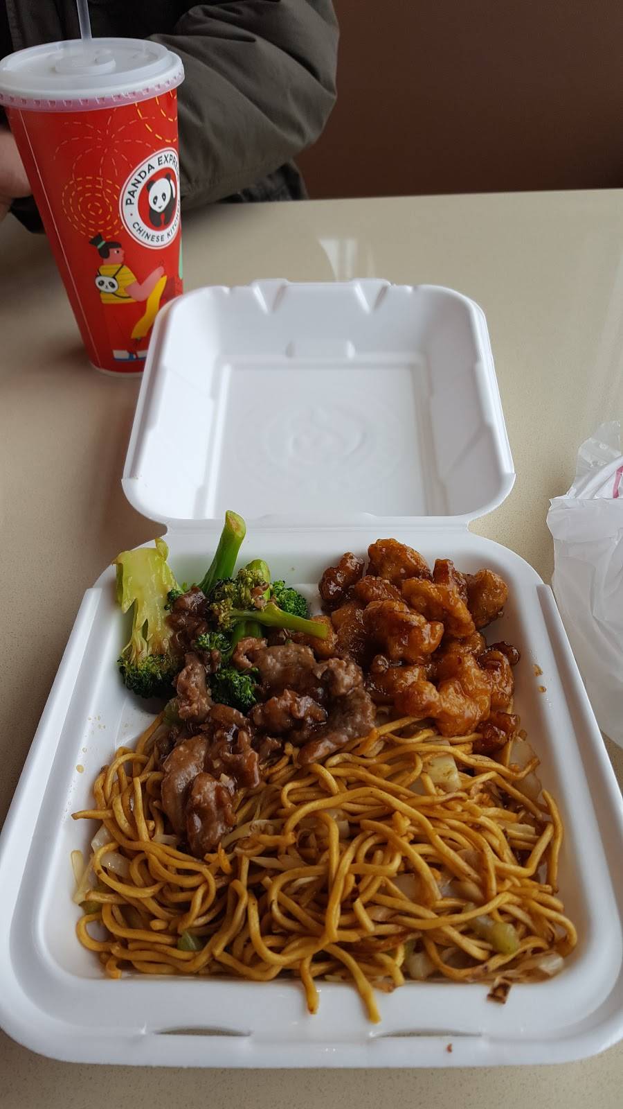 Panda Express | meal takeaway | 960 S Waukegan Rd, Waukegan, IL 60085, USA | 8474739077 OR +1 847-473-9077