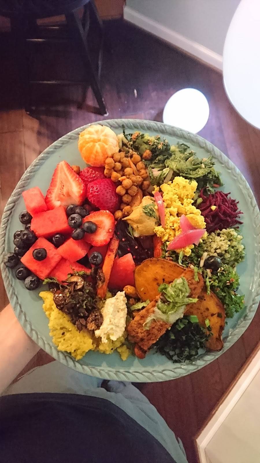 Karma Café | restaurant | 8 Brookdale Rd, Asheville, NC 28804, USA | 8282301668 OR +1 828-230-1668