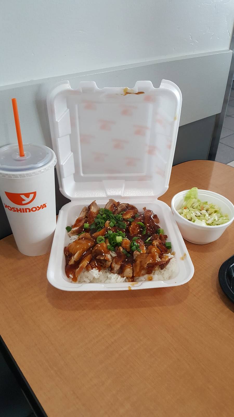 Yoshinoya Western & Venice | restaurant | 1570 S Western Ave, Los Angeles, CA 90006, USA | 3237333317 OR +1 323-733-3317