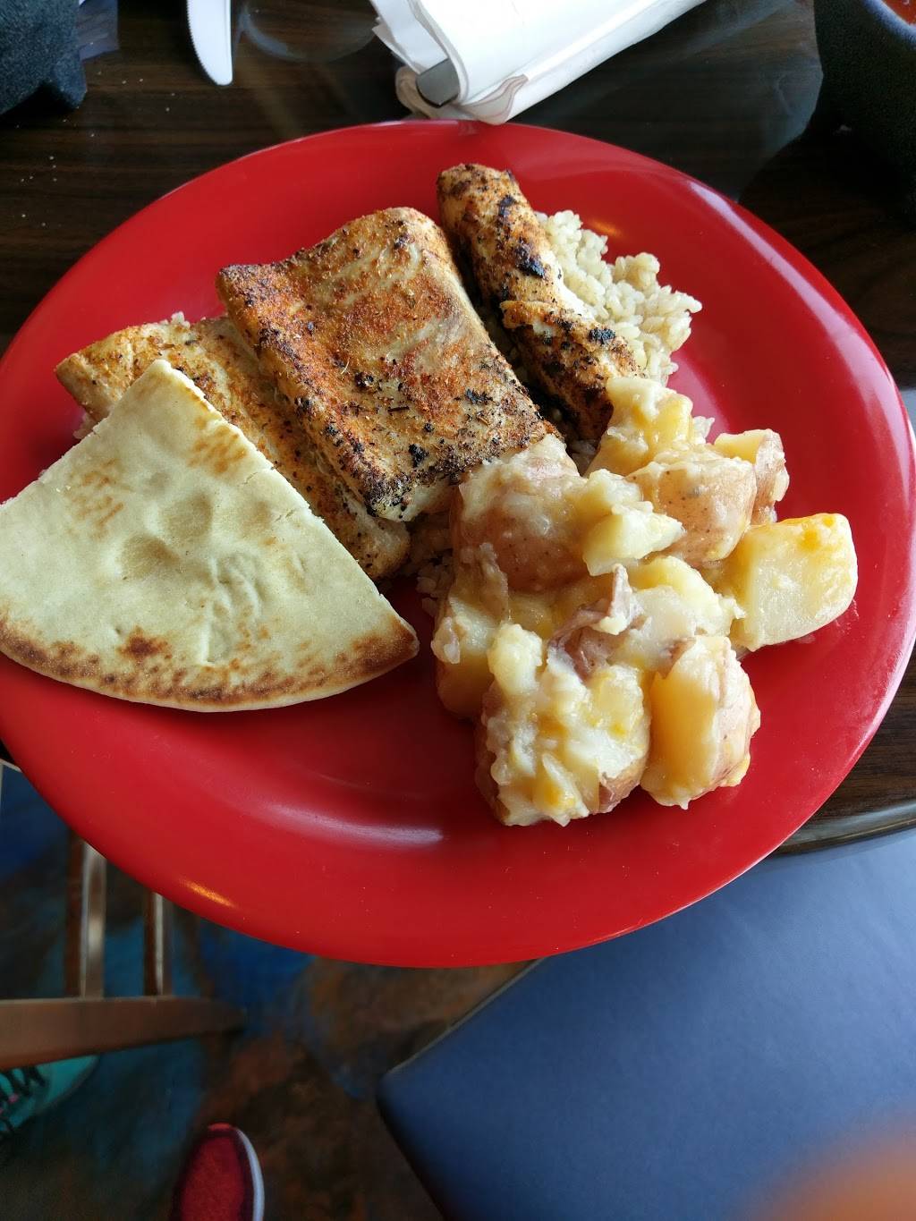 Louies Chicken & Fish Grill | restaurant | 960 N Mountain Ave, Upland, CA 91786, USA | 9099461300 OR +1 909-946-1300