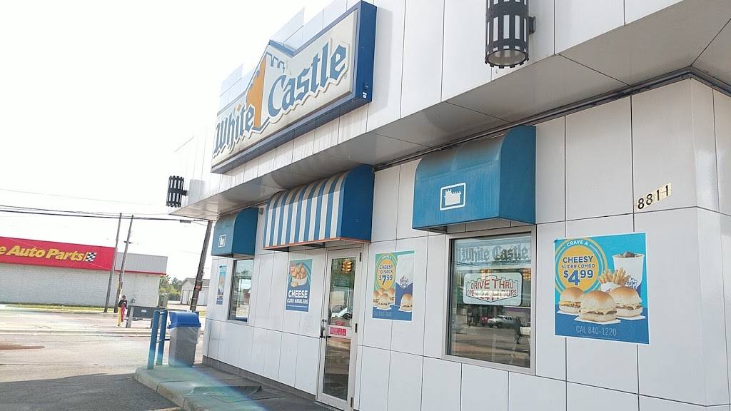 White Castle | restaurant | 8811 Greenfield Rd, Detroit, MI 48228, USA | 3138355618 OR +1 313-835-5618