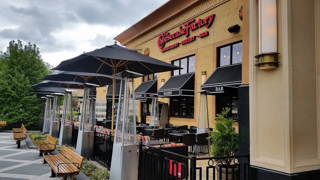 The Cheesecake Factory | restaurant | 140 Market Street, Yonkers, NY 10710, USA | 9147099240 OR +1 914-709-9240