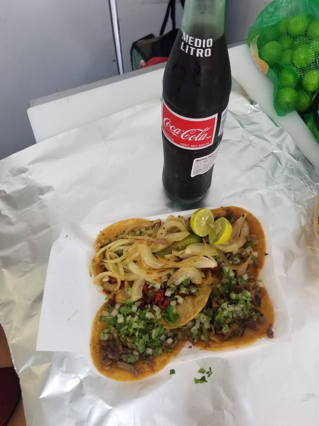 Tacos la Garnet | restaurant | 3030 US-82, Gainesville, TX 76240, USA | 2144444563 OR +1 214-444-4563