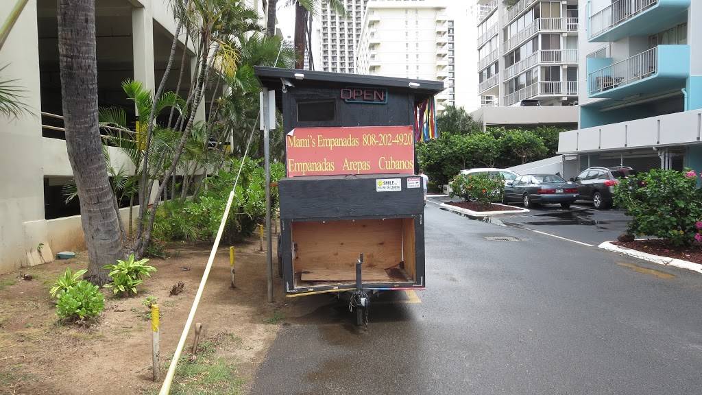Mamis Empanadas | restaurant | 2575 Cartwright Rd, Honolulu, HI 96815, USA | 8082024920 OR +1 808-202-4920