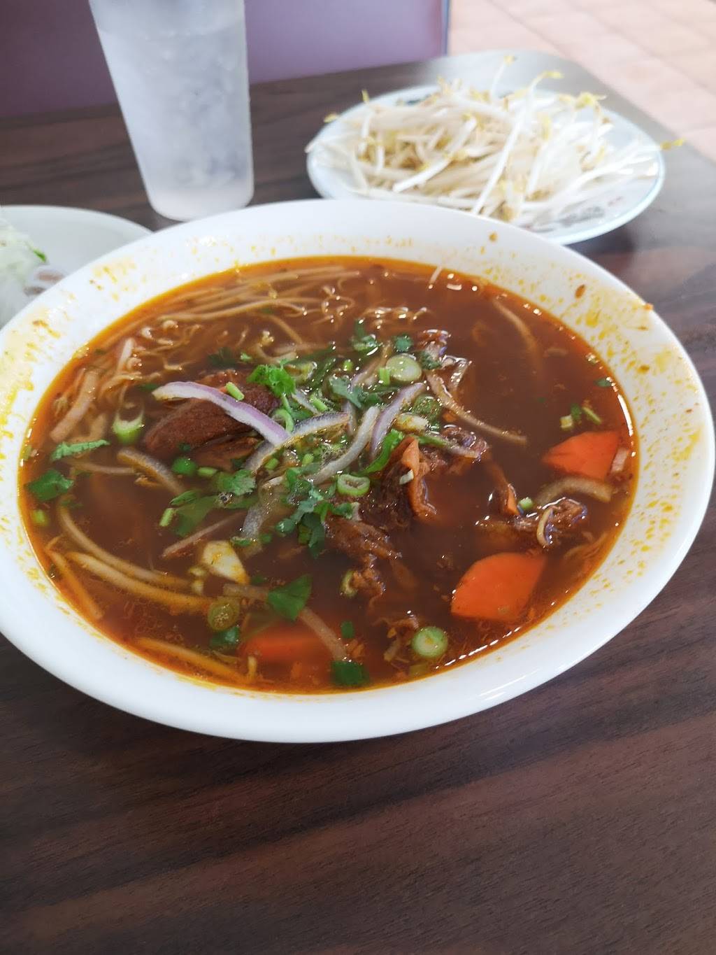 Pho Mi 888 Restaurant | restaurant | 972 Hamilton Rd Unit 11, London, ON N5W 1V6, Canada | 5194550361 OR +1 519-455-0361