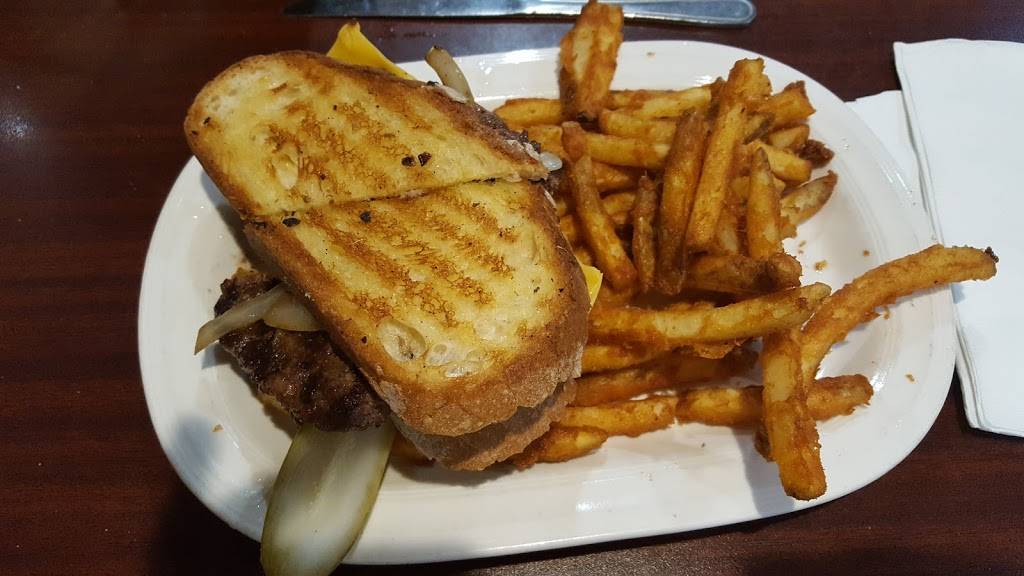 Olivers Bar & Grill | restaurant | 6150 W 159th St, Oak Forest, IL 60452, USA | 7086876500 OR +1 708-687-6500