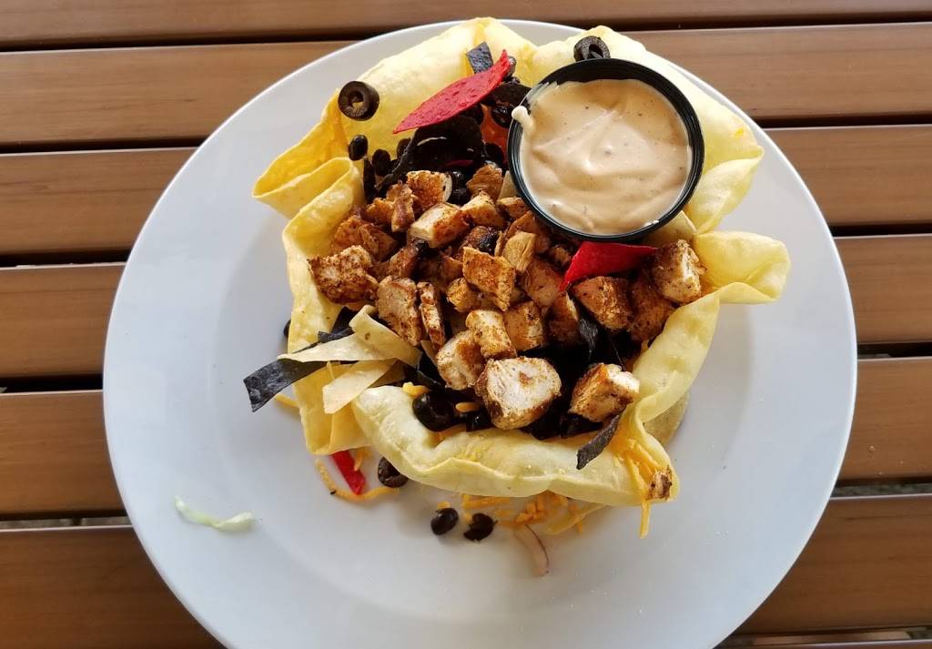 Paninis | restaurant | 7580 Fredle Dr, Painesville, OH 44077, USA | 4406391000 OR +1 440-639-1000