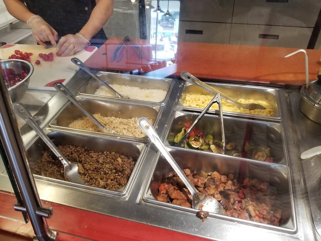 MAZA Mediterranean Grill | restaurant | 274 Daniel Webster Hwy, Nashua, NH 03060, USA | 6038887500 OR +1 603-888-7500