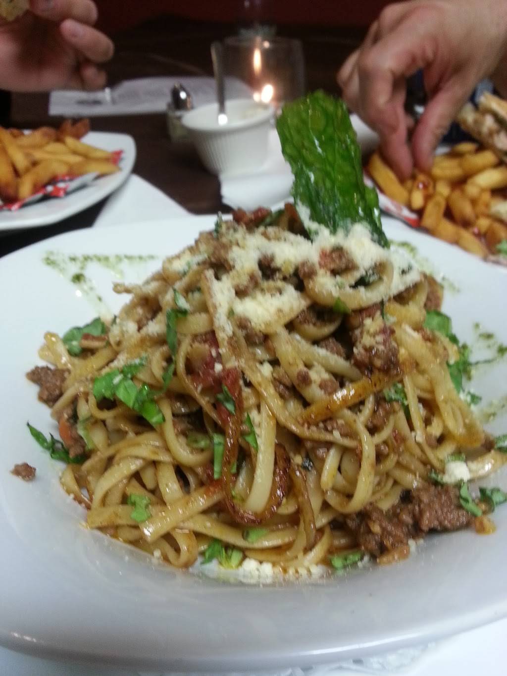 Chef Rafael & Sons Restaurant | restaurant | 3816 W Montrose Ave, Chicago, IL 60618, USA | 8722039426 OR +1 872-203-9426