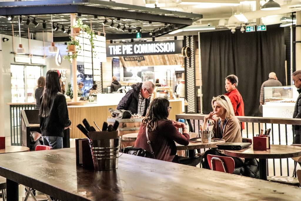 Blackjack BBQ Square 1 | restaurant | 100 City Centre Dr FM02, Mississauga, ON L5B 2C9, Canada | 9052322388 OR +1 905-232-2388