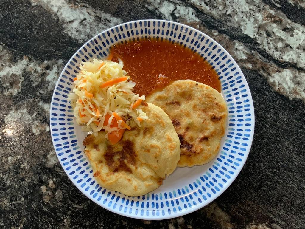 La Pupusera: Salvadorian & Mexican Restaurant | restaurant | 665 Collins St, Joliet, IL 60432, USA | 7792062133 OR +1 779-206-2133