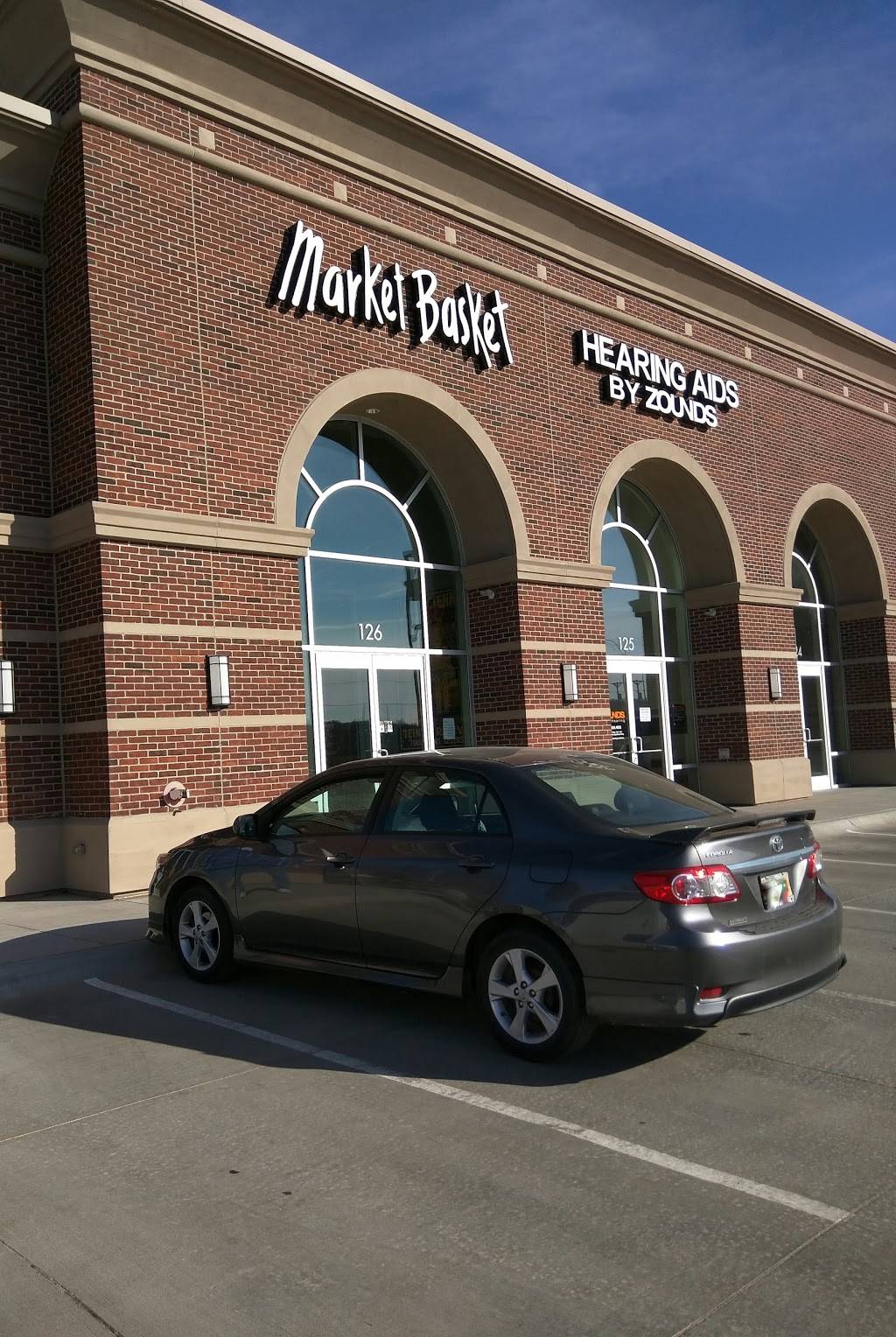 Market Basket | restaurant | 2501 S 90th St, Omaha, NE 68124, USA | 4023971100 OR +1 402-397-1100