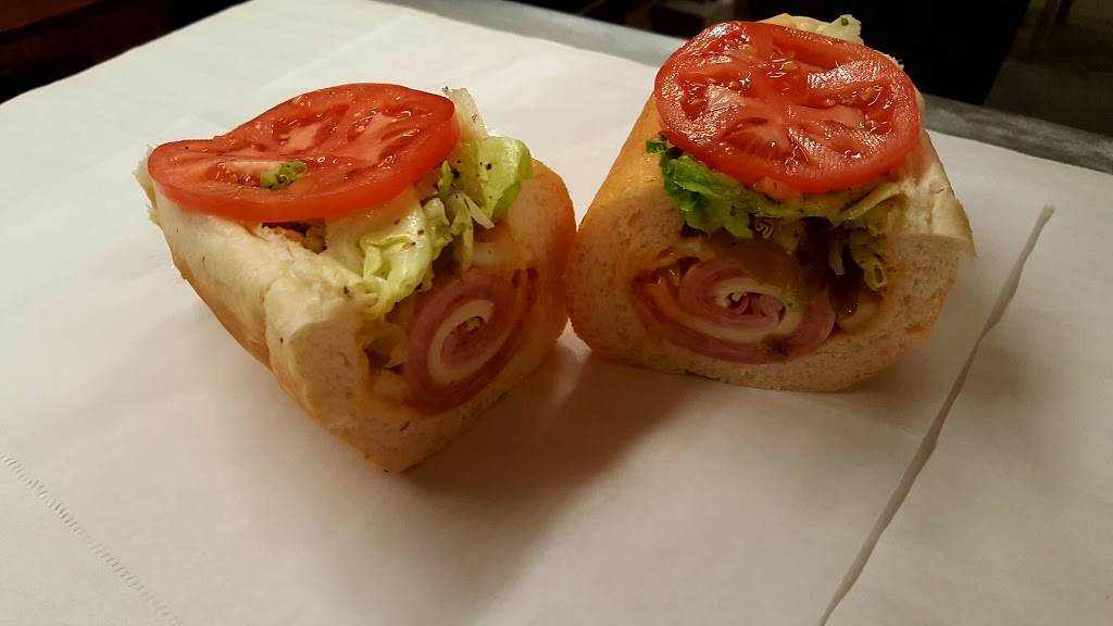 Garlitzs Pizza | restaurant | 10801 Kreighbaum Rd, Corriganville, MD 21524, USA | 3017227733 OR +1 301-722-7733