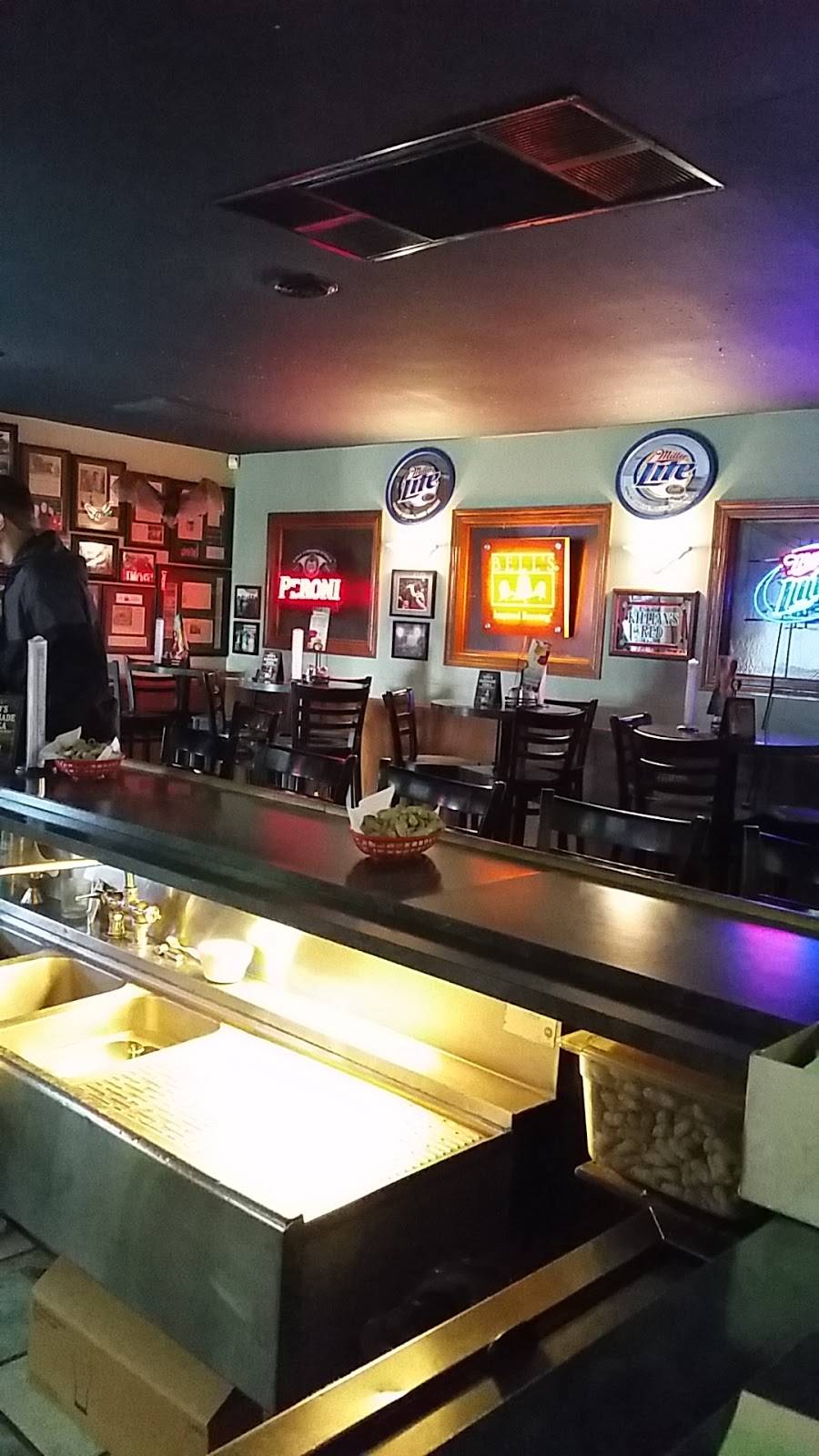 Lou’s LaGrotto | restaurant | 3001 5th St, Peru, IL 61354, USA | 8152233083 OR +1 815-223-3083