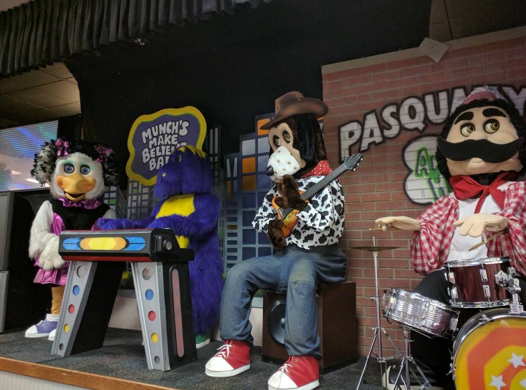 Chuck E. Cheeses | restaurant | 3037 Sisk Rd, Modesto, CA 95350, USA | 2095240712 OR +1 209-524-0712