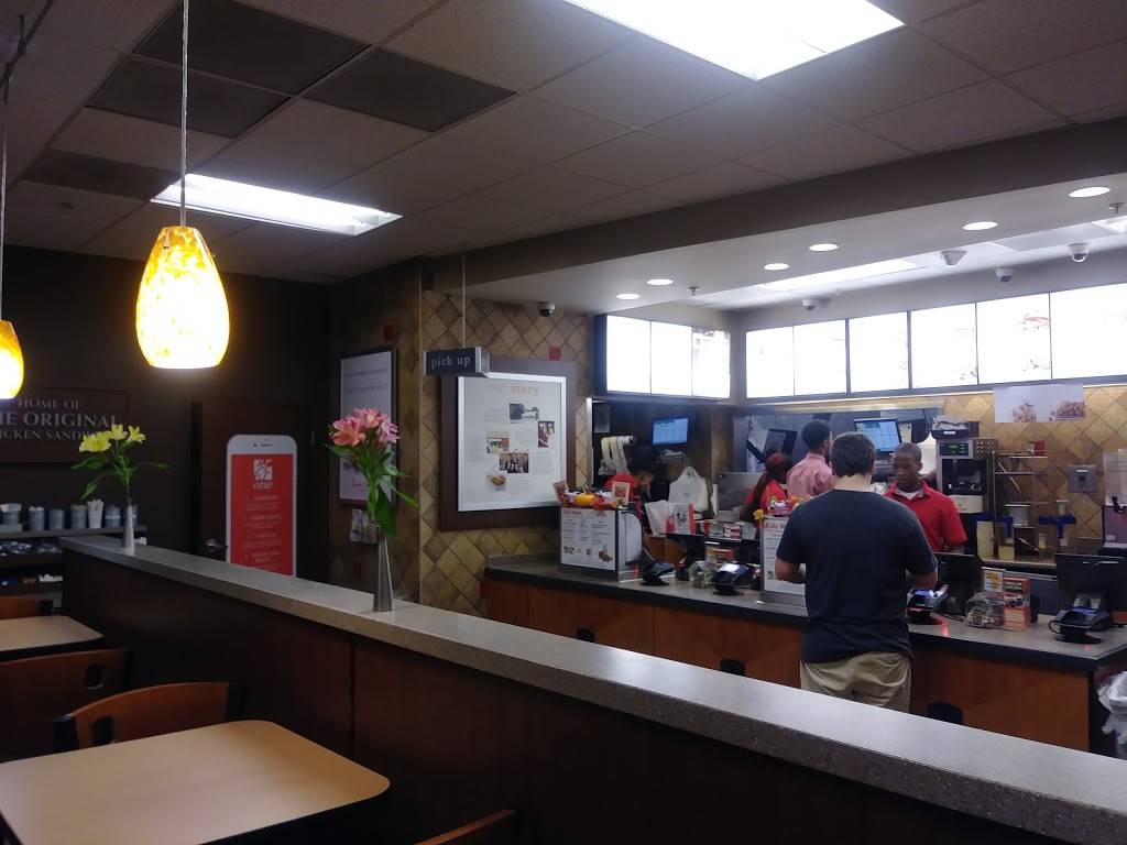 Chick-fil-A | restaurant | 5120 S Cobb Dr SE, Smyrna, GA 30080, USA | 4047929440 OR +1 404-792-9440
